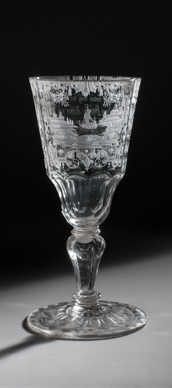 Verre à jambe