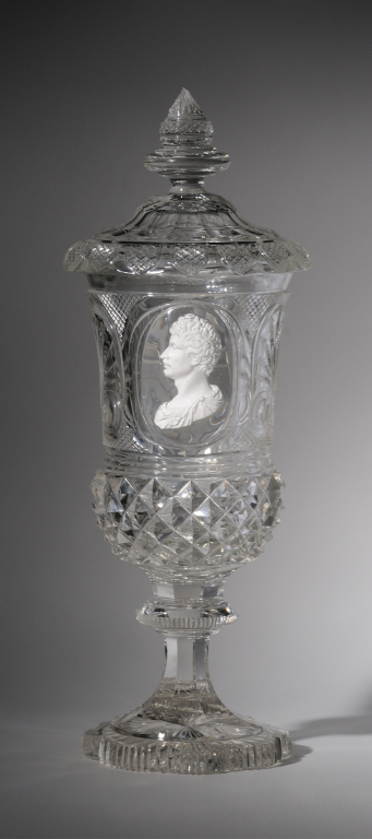Coupe à couvercle