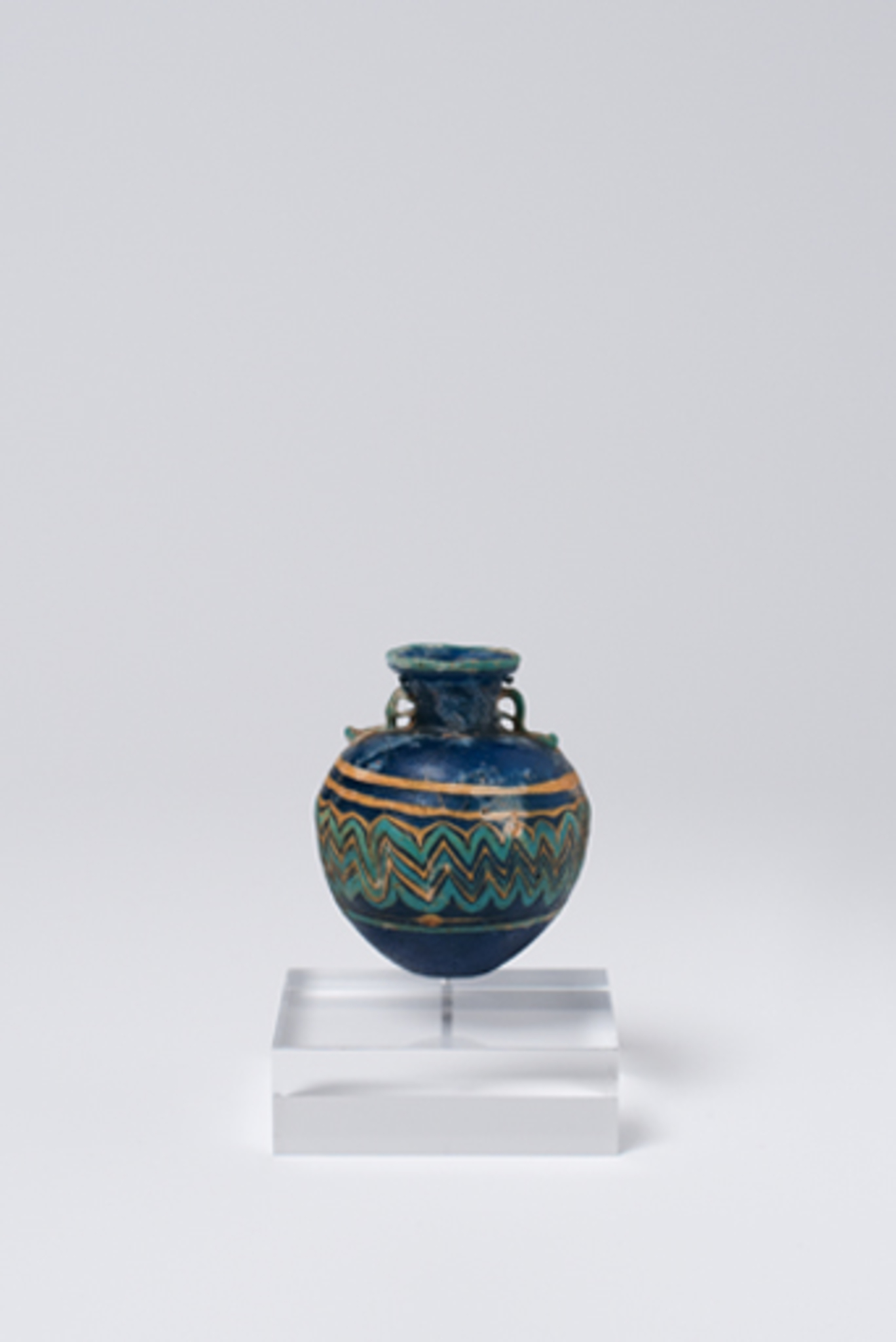 Aryballos (spherical perfume bottle)